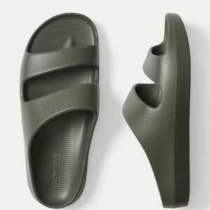 Bombas Friday Sandals